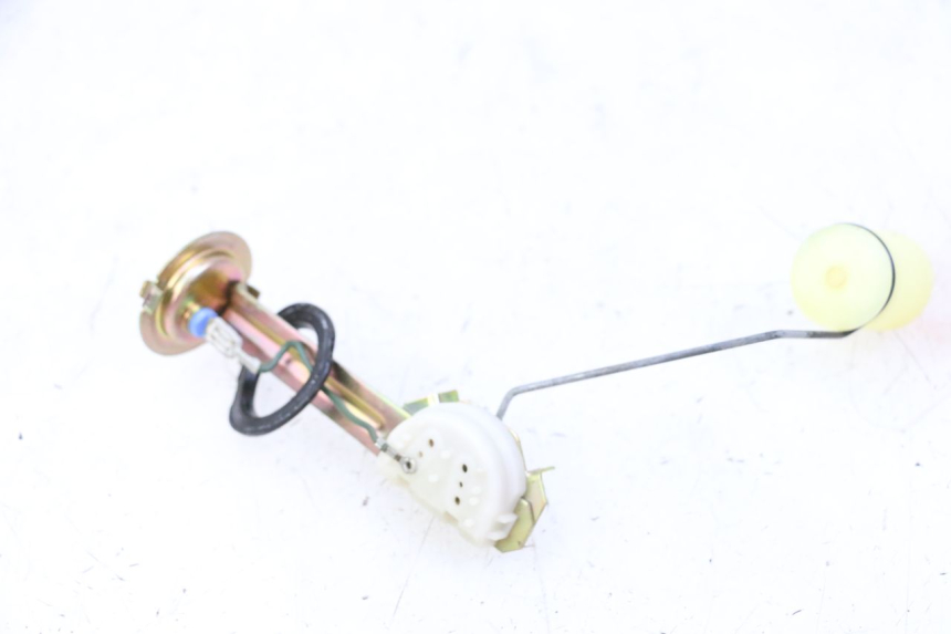 photo de JAUGE RESERVOIR ESSENCE YAMAHA YP MAJESTY 125 (2002 - 2006) - Vue principale