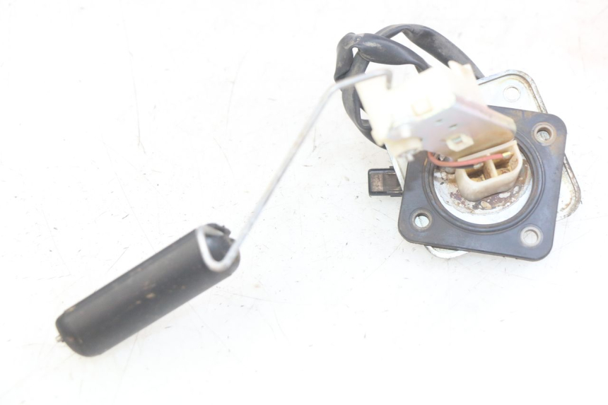 photo de JAUGE RESERVOIR ESSENCE KAWASAKI Z 750 (2007 - 2013) - Vue d’ensemble