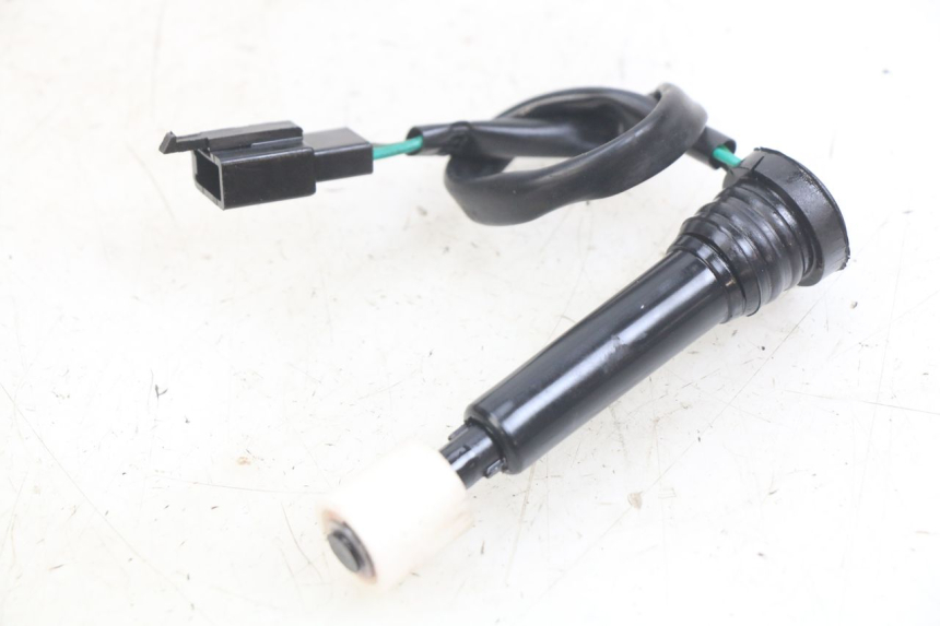 photo de JAUGE RESERVOIR HUILE KYMCO AGILITY NAKED RENOUVO 2T 50 (2011 - 2018) - Vue principale