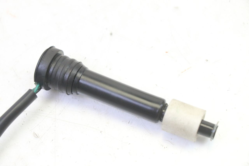 photo de JAUGE RESERVOIR HUILE KYMCO AGILITY NAKED RENOUVO 2T 50 (2011 - 2018) - Détail de la pièce