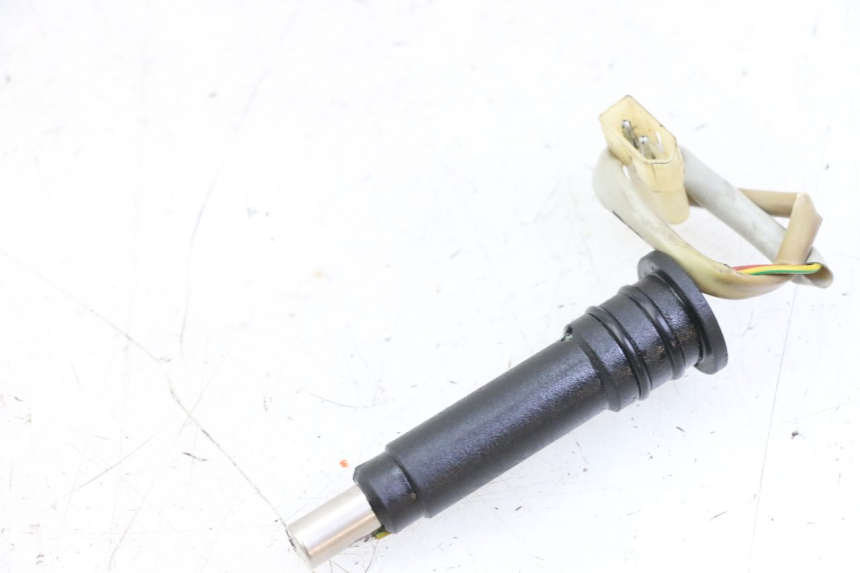 photo de JAUGE RESERVOIR HUILE DERBI SENDA R X-TREME 50 (2006 - 2010) - Vue principale