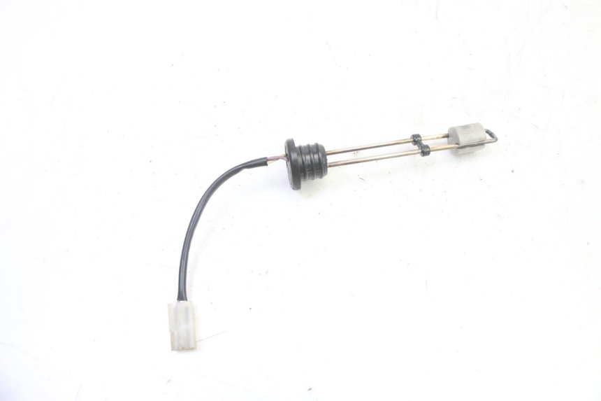 photo de JAUGE RESERVOIR HUILE APRILIA ETX 125 (1998 - 2002) - Zoom état d’usage