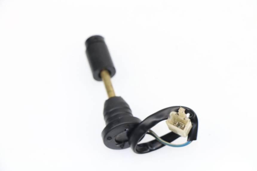 photo de JAUGE RESERVOIR HUILE GENERIC CRACKER 50 (2005 - 2008) - Zoom état d’usage