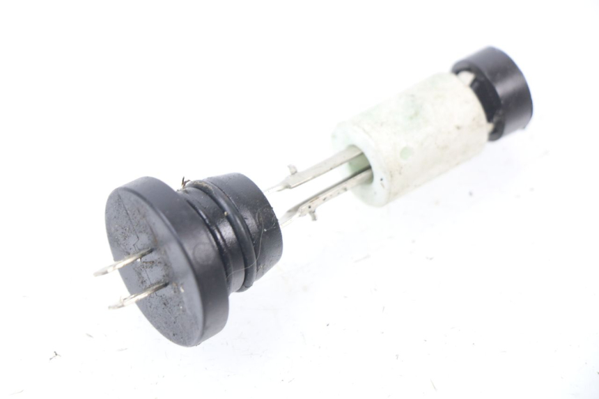 photo de JAUGE RESERVOIR HUILE PEUGEOT JET FORCE CARBU 50 (2003 - 2016) - Vue principale