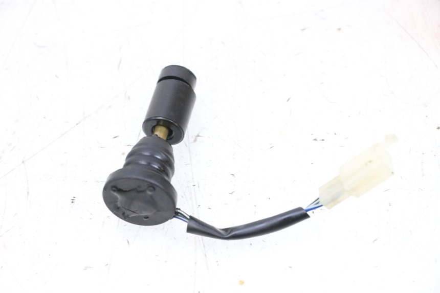 photo de JAUGE RESERVOIR HUILE PEUGEOT KISBEE 2T 50 (2010 - 2017) - Autre angle de vue