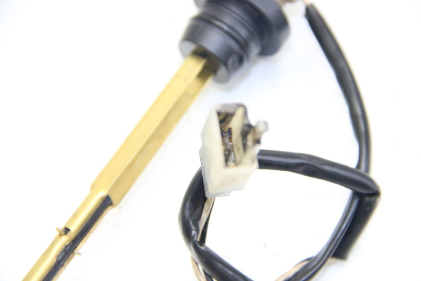 photo de JAUGE RESERVOIR HUILE PEUGEOT LUDIX 50 (2008 - 2017) - Détail de la pièce