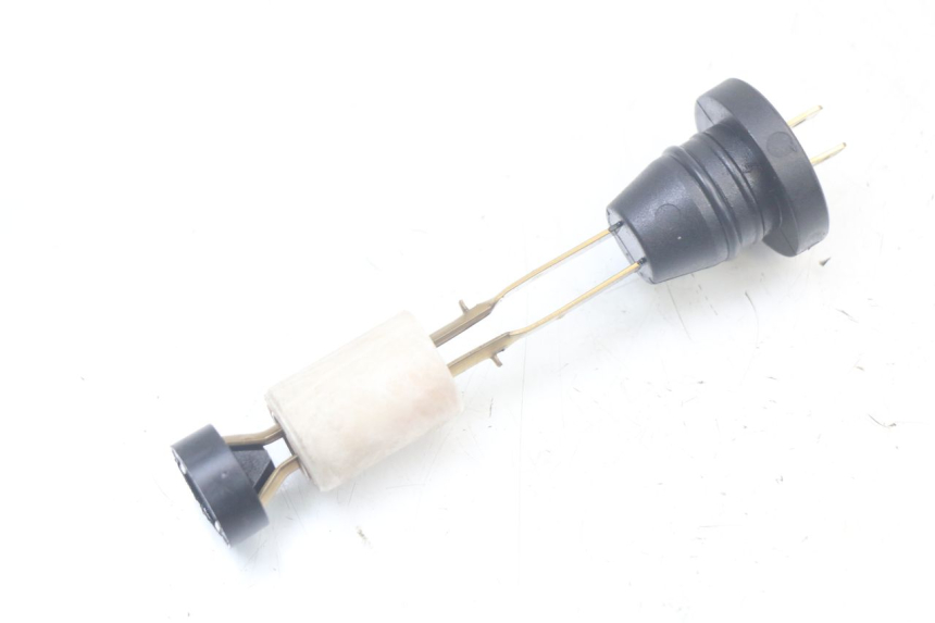 photo de JAUGE RESERVOIR HUILE MBK MACH G AC 50 (2002 - 2014) - Détail de la pièce