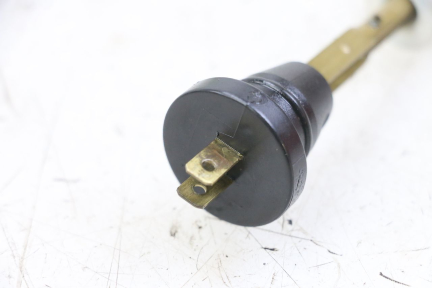 photo de JAUGE RESERVOIR HUILE YAMAHA NEO'S NEOS 2T EASY 50 (2013 - 2016) - Zoom état d’usage