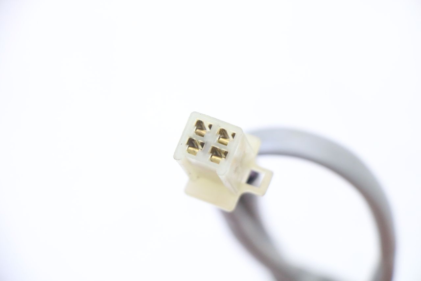 photo de JAUGE RESERVOIR HUILE PIAGGIO NEW TYPHOON 50 (2018 - 2021) - Autre angle de vue