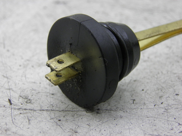 photo de JAUGE RESERVOIR HUILE PEUGEOT CITYSTAR 50 (2014 - 2015) - Autre angle de vue