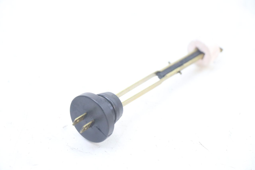 photo de JAUGE RESERVOIR HUILE PEUGEOT TREKKER TKR 50 (2005 - 2014) - Zoom état d’usage