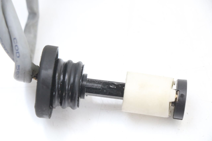 photo de JAUGE RESERVOIR HUILE APRILIA SR 2T 50 (2018 - 2022) - Zoom état d’usage