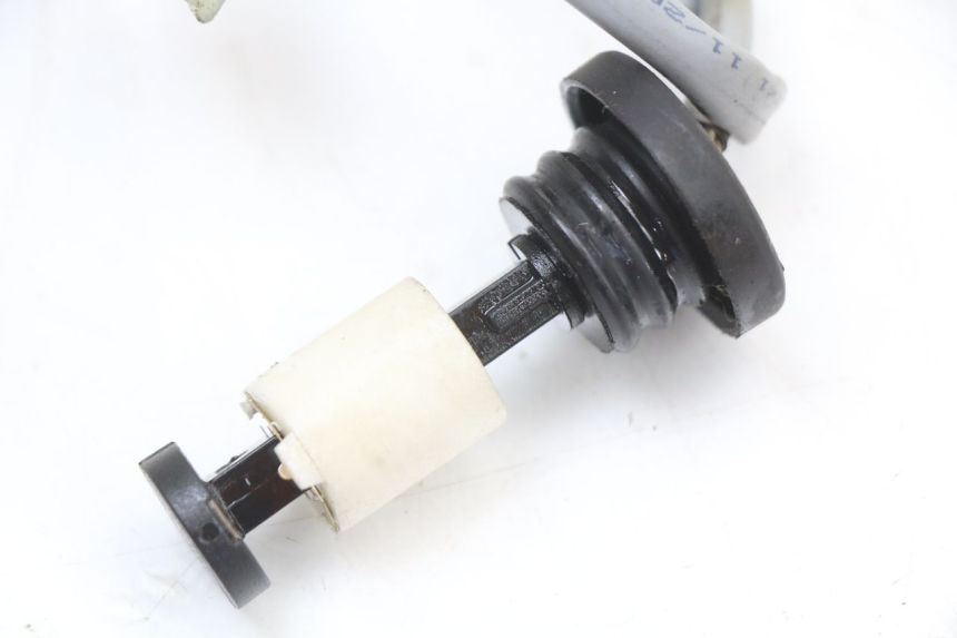 photo de JAUGE RESERVOIR HUILE APRILIA SR 2T 50 (2018 - 2022) - Autre angle de vue