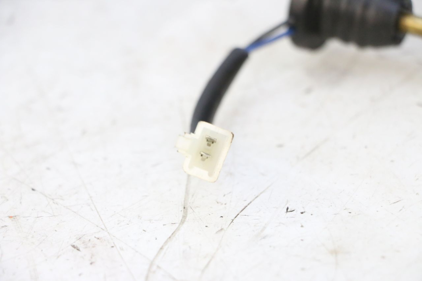 photo de JAUGE RESERVOIR HUILE PEUGEOT STREETZONE I 2T 50 (2018 - 2020) - Zoom état d’usage