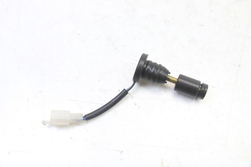 photo de JAUGE RESERVOIR HUILE PEUGEOT STREETZONE I NAKED 2T 50 (2018 - 2020) - Zoom état d’usage