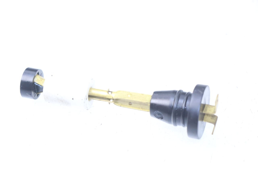 photo de JAUGE RESERVOIR HUILE MBK STUNT NAKED 50 (2004 - 2018) - Zoom état d’usage