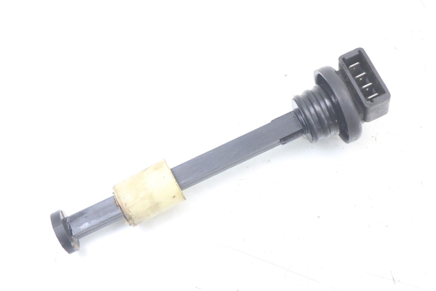 photo de JAUGE RESERVOIR HUILE PIAGGIO TYPHOON 50 (2000 - 2009) - Vue principale