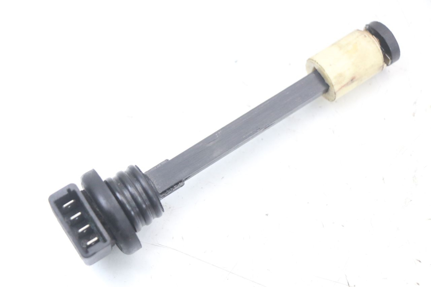 photo de JAUGE RESERVOIR HUILE PIAGGIO TYPHOON 50 (2000 - 2009) - Zoom état d’usage