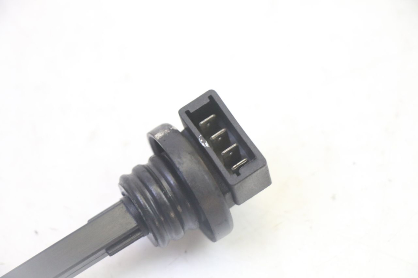 photo de JAUGE RESERVOIR HUILE PIAGGIO VESPA S 2T 50 (2007 - 2014) - Détail de la pièce