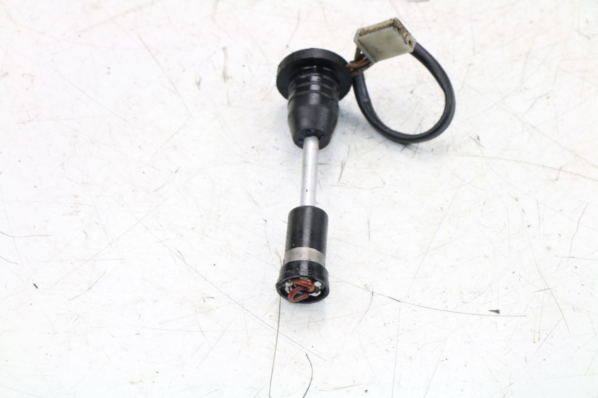 photo de JAUGE RESERVOIR HUILE YAMAHA XC BELUGA 50 (1985 - 1996) - Zoom état d’usage