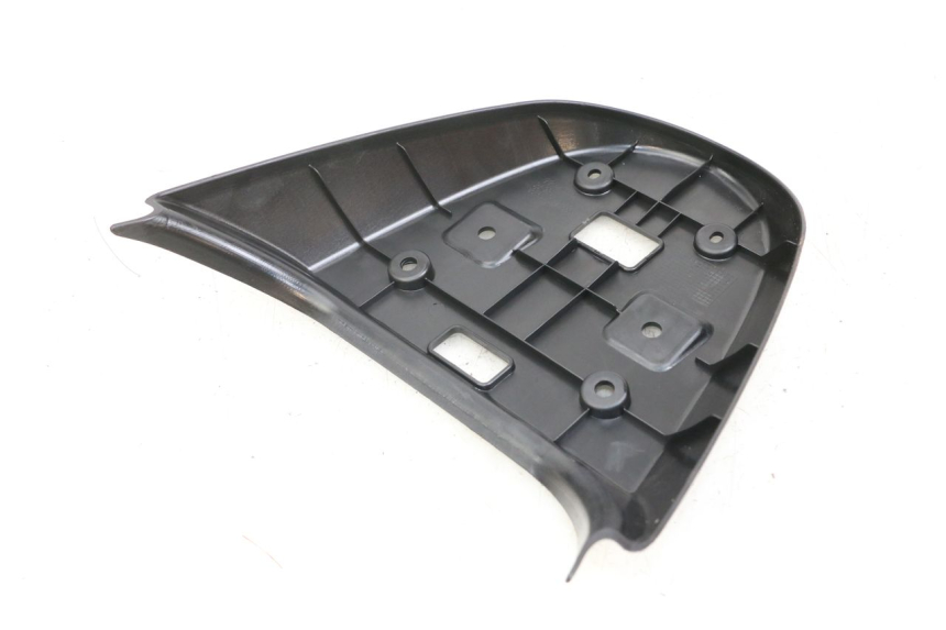 photo de JONCTION CARENAGE ARRIERE DAELIM A-FOUR 2T 50 (2005 - 2012) - Zoom état d’usage