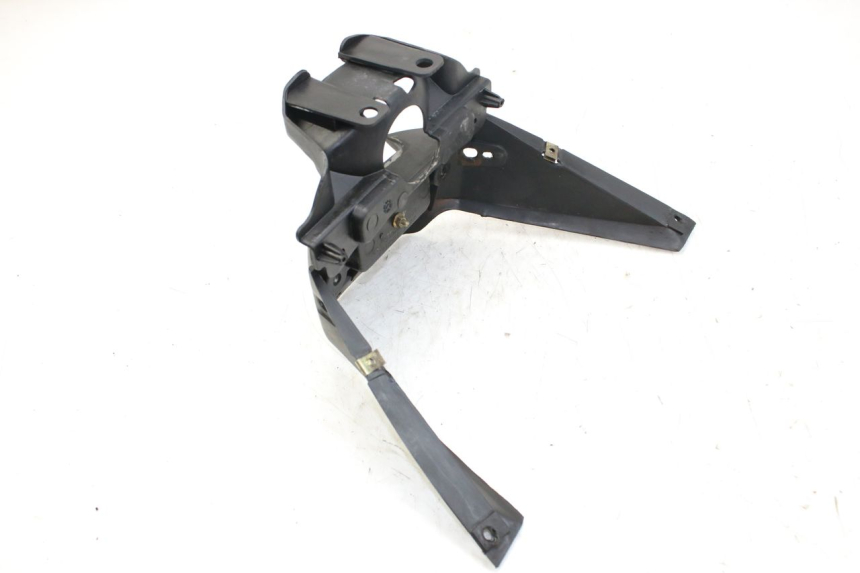 photo de JONCTION CARENAGE ARRIERE KYMCO AGILITY 4T 50 (2005 - 2018) - Gros plan technique