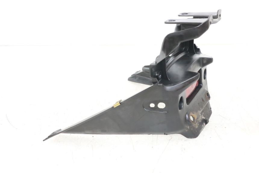 photo de JONCTION CARENAGE ARRIERE KYMCO AGILITY 4T 50 (2005 - 2018) - Gros plan technique