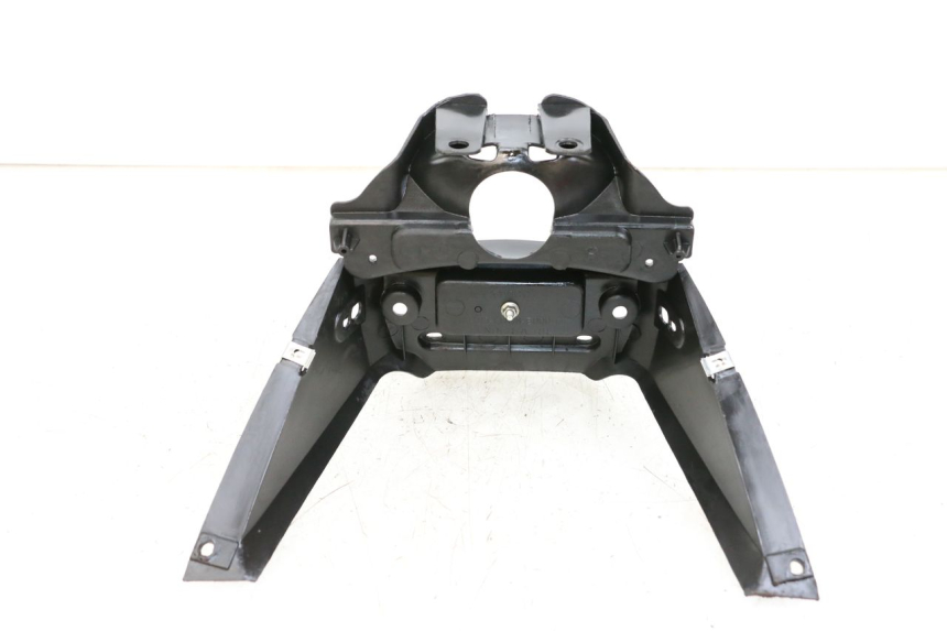 photo de JONCTION CARENAGE ARRIERE KYMCO AGILITY 4T 50 (2018 - 2022) - Zoom état d’usage