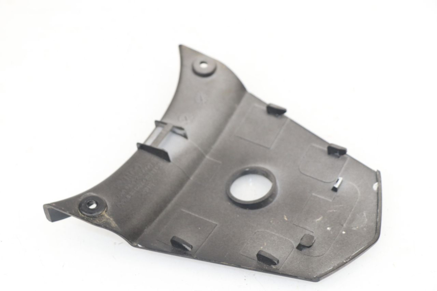 photo de JONCTION CARENAGE ARRIERE KYMCO AGILITY CITY 50 (2008 - 2016) - Autre angle de vue