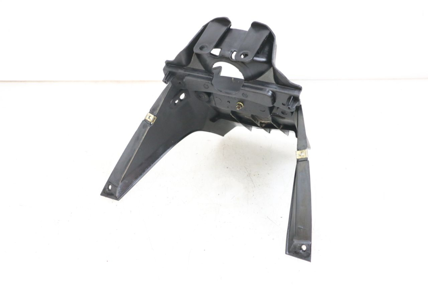 photo de JONCTION CARENAGE ARRIERE KYMCO AGILITY PREMIUM 50 (2007 - 2010) - Autre angle de vue