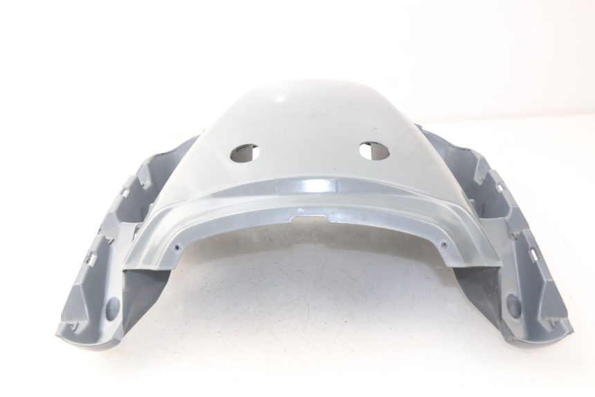 photo de JONCTION CARENAGE ARRIERE APRILIA ATLANTIC 125 (2003 - 2009) - Gros plan technique