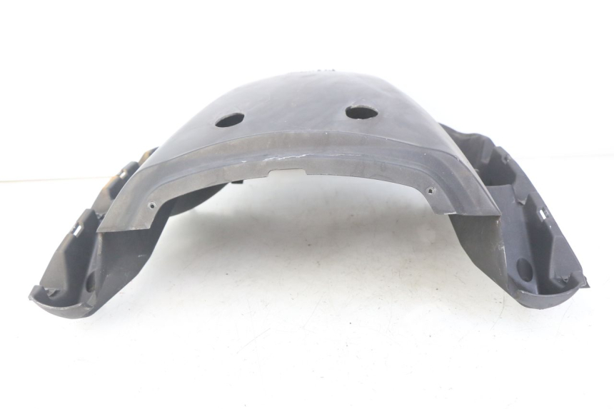 photo de JONCTION CARENAGE ARRIERE APRILIA ATLANTIC 500 (2002 - 2003) - Points de fixation