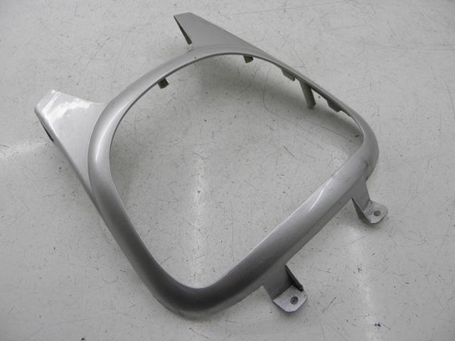 photo de JONCTION CARENAGE ARRIERE BENZHOU YY50QT31 VINTAGE 50 (2009 - 2012) - Gros plan technique