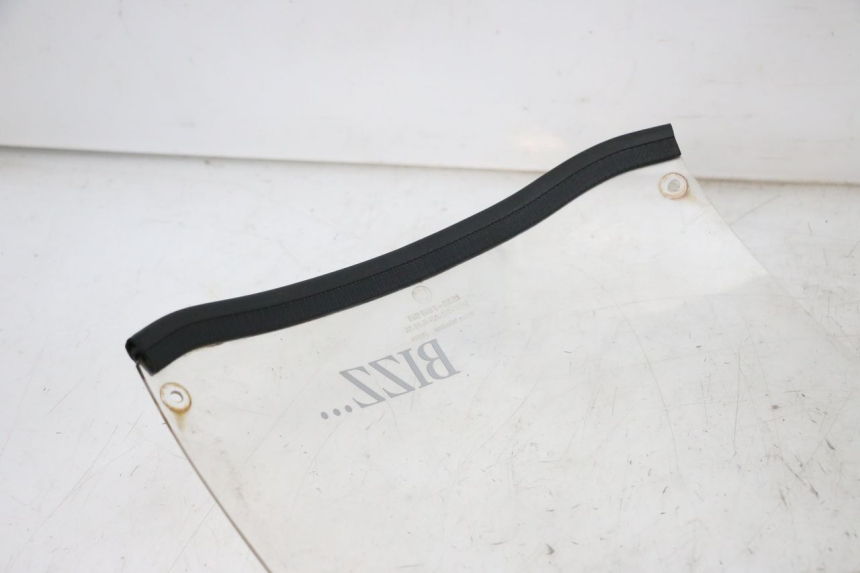 photo de JONCTION CARENAGE ARRIERE BMW C1 125 (2000 - 2003) - Gros plan technique