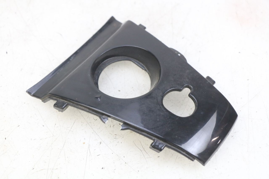 photo de JONCTION CARENAGE ARRIERE BAOTIAN BT 49 QT-9 50 (2006 - 2010) - Gros plan technique