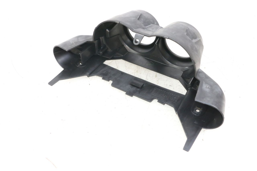 photo de JONCTION CARENAGE ARRIERE YAMAHA BW'S BWS 125 (2010 - 2013) - Zoom état d’usage