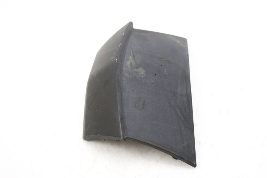 photo de JONCTION CARENAGE ARRIERE PEUGEOT CITYSTAR 50 (2013 - 2017) - Zoom état d’usage