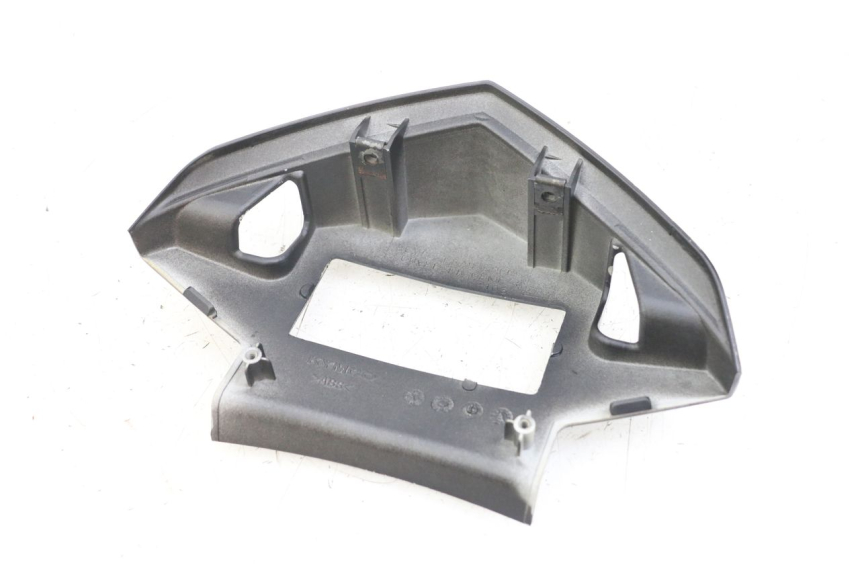 photo de JONCTION CARENAGE ARRIERE KYMCO DINK 4T 50 (2007 - 2018) - Zoom état d’usage