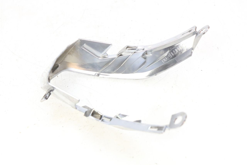 photo de JONCTION CARENAGE ARRIERE YAMAHA D'ELIGHT DELIGHT 115 (2013 - 2017) - Détail de la pièce