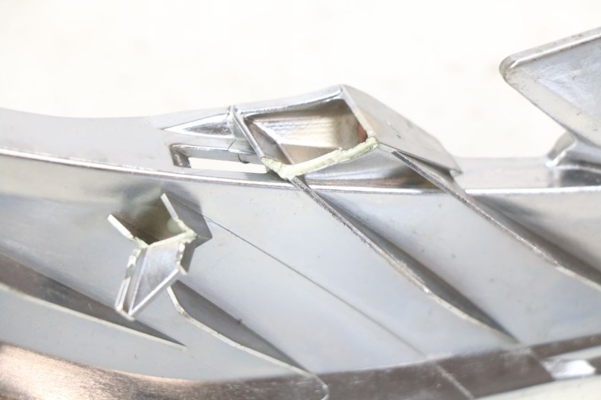 photo de JONCTION CARENAGE ARRIERE YAMAHA D'ELIGHT DELIGHT 115 (2013 - 2017) - Autre angle de vue