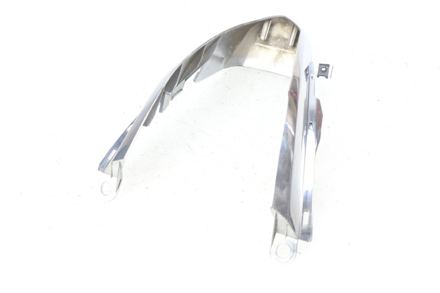 photo de JONCTION CARENAGE ARRIERE YAMAHA D'ELIGHT DELIGHT 115 (2013 - 2017) - Gros plan technique