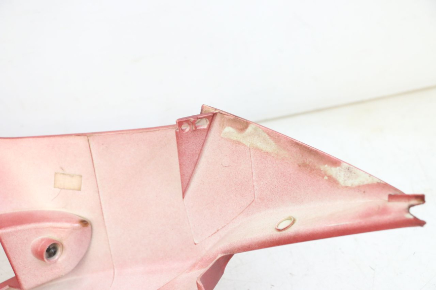 photo de JONCTION CARENAGE ARRIERE PEUGEOT ELYSTAR 125 (2002 - 2007) - Zoom état d’usage