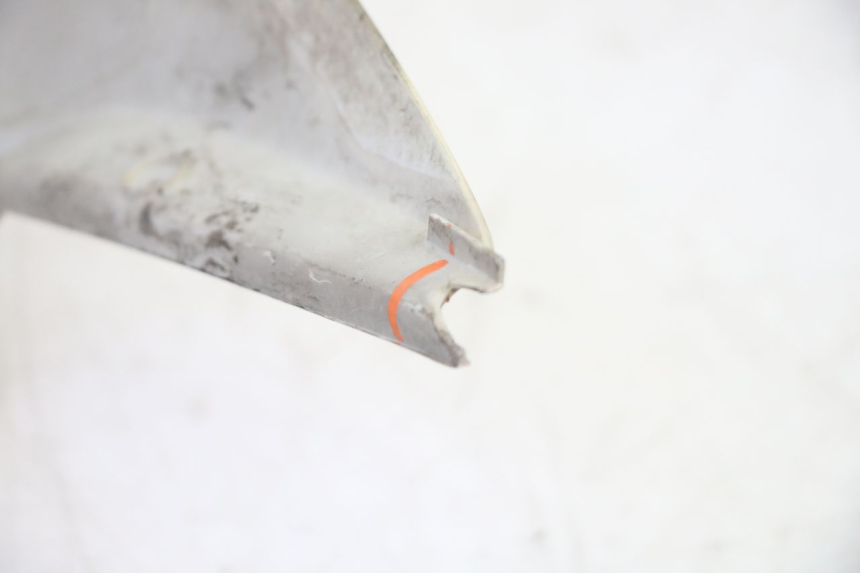 photo de JONCTION CARENAGE ARRIERE PEUGEOT ELYSTAR 50 (2002 - 2014) - Détails caractéristiques