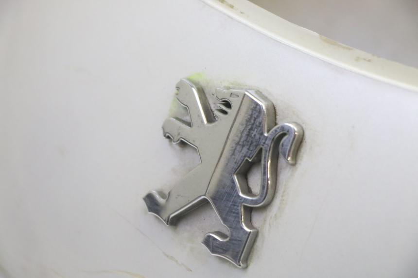 photo de JONCTION CARENAGE ARRIERE PEUGEOT ELYSTAR 50 (2002 - 2014) - Autre angle de vue