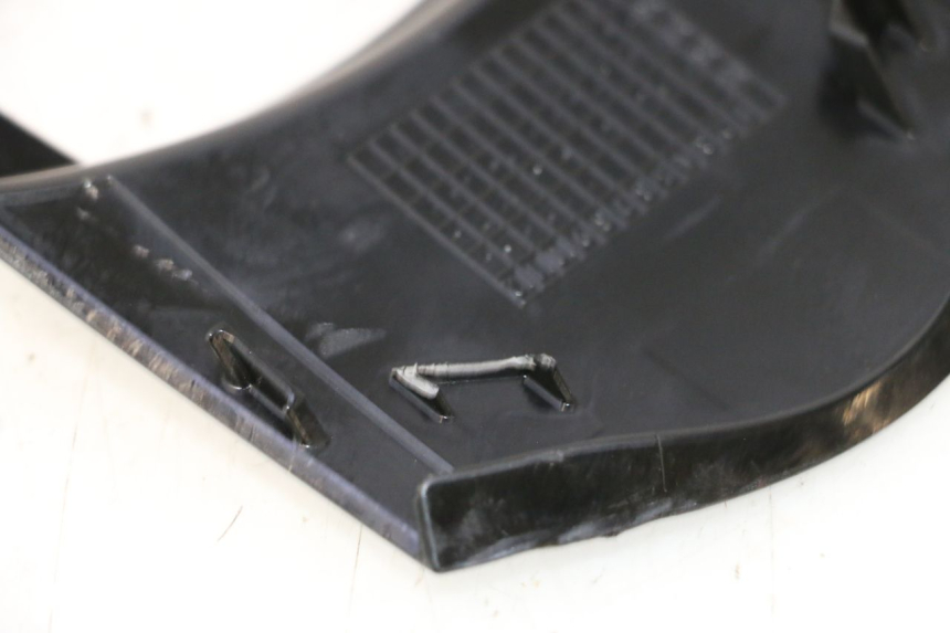 photo de JONCTION CARENAGE ARRIERE KAWASAKI ER-6 ER6 N 650 (2005 - 2009) - Autre angle de vue