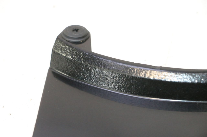 photo de JONCTION CARENAGE ARRIERE KAWASAKI ER-6 ER6 N 650 (2005 - 2009) - Points de fixation