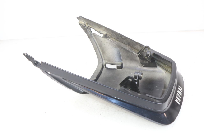 photo de JONCTION CARENAGE ARRIERE YAMAHA FJ 3CX 1200 (1986 - 1996) - Zoom état d’usage