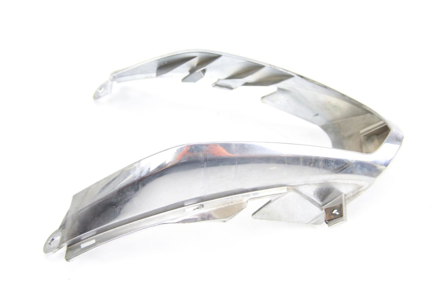 photo de JONCTION CARENAGE ARRIERE MBK FLIPPER 115 (2013 - 2017) - Autre angle de vue