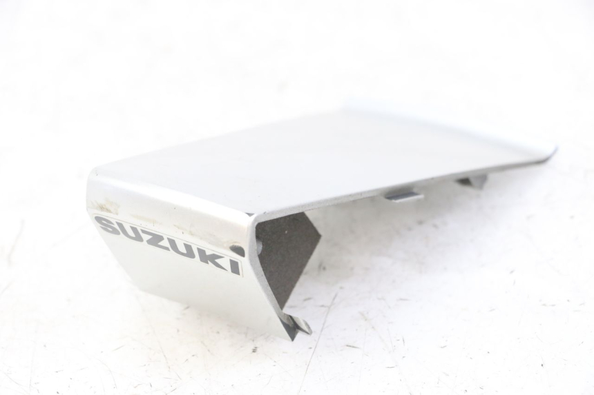 photo de JONCTION CARENAGE ARRIERE SUZUKI GS GSE 500 (2001 - 2003) - Vue principale