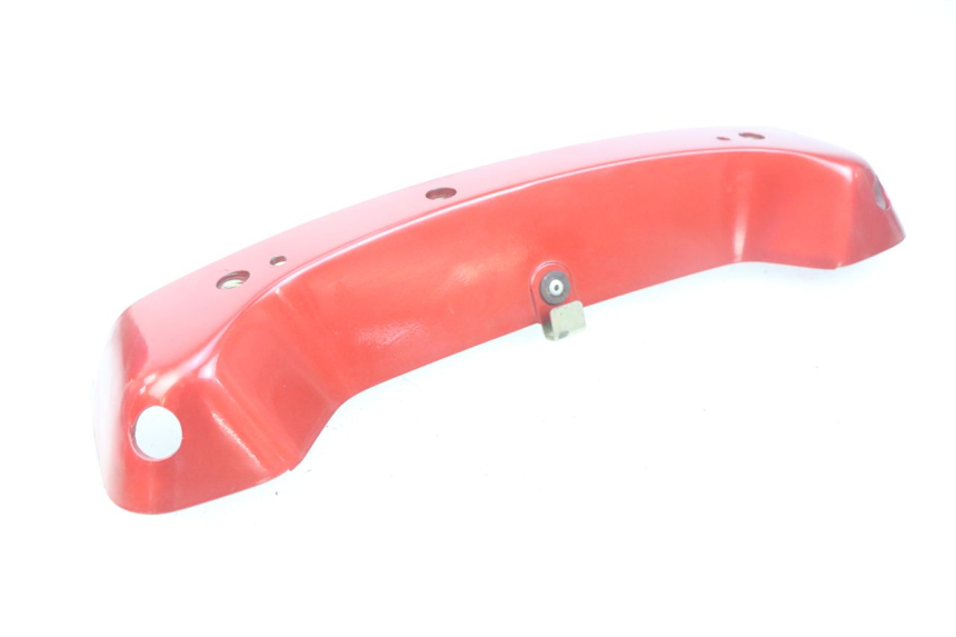 photo de JONCTION CARENAGE ARRIERE PIAGGIO HEXAGON 2T 125 (1994 - 1998) - Gros plan technique